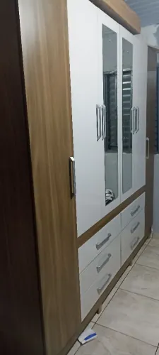 Guarda roupa casal semi novo