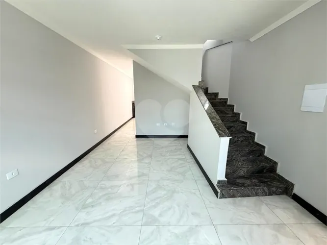 Casa á venda na Vila Rosalia com 3 quartos e 2 vagas