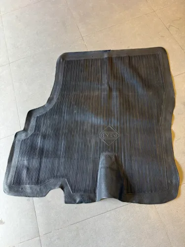 Tapete porta mala OPALA 73 a 79