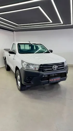 Toyota Hilux CS 4X4 2.8 TDI Diesel Mec. 2019