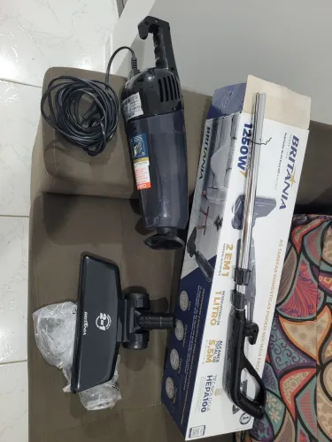 Aspirador de pó novo  chama no zap *