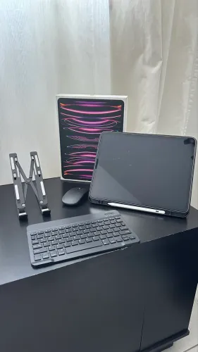 iPad Pro 12.9 M2 6ª Geração 128GB + Caixa