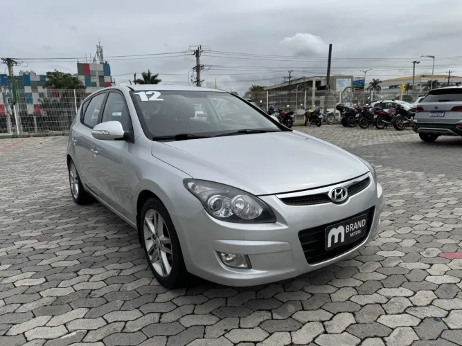 Hyundai I30 2.0 16V 145cv 5P Aut. 2012