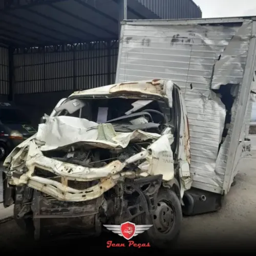 Iveco, sucata para retirada de peças