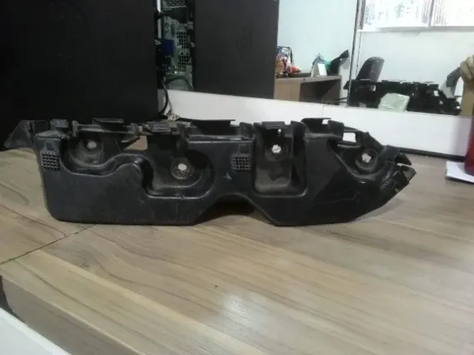 Guia Esquerda do Parachoque Dianteiro Renault Duster 2011 a 2015 622231300R