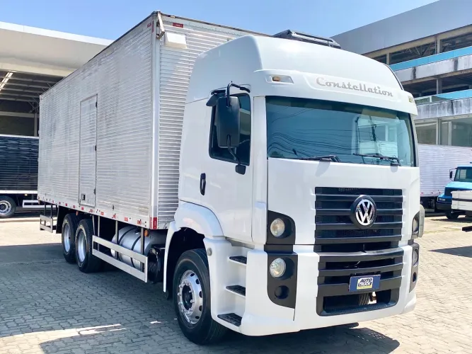 VW 19.320 Constellation 2011 Trucado (extra)