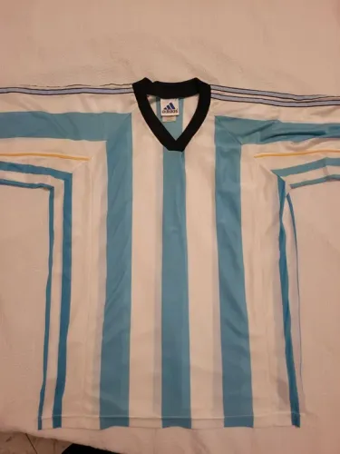 Camisa adidas tam G