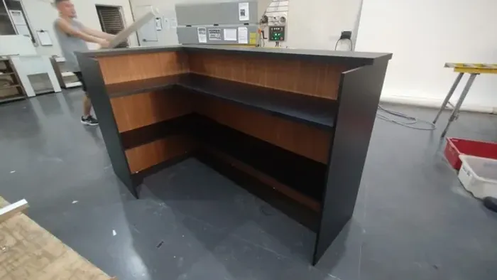 Balcão L canelado 200/120 