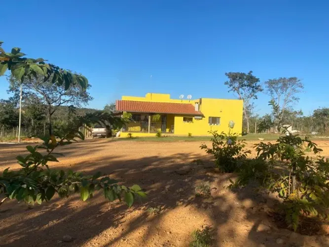 Haras 11ha,casa sede inacabada, casa caseiro, rio nos fundos, galpão, Sete Lagoas.
