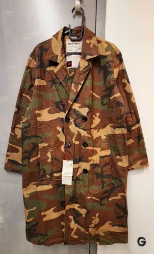 Sobretudo Leve ZARA PORTUGAL CAMUFLADO