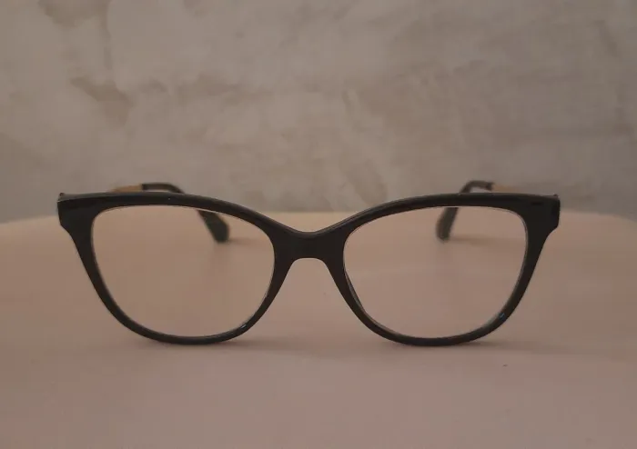 Armação óculos de grau, marca Vision, cor preto.