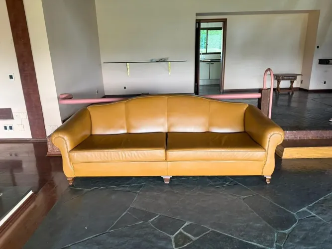 Sofá 3 lugares 