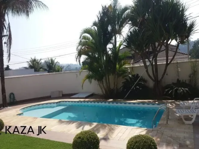 Comprar Casa Condomínio Residencial Araucária 4 dormitórios, 4 vagas, piscina e jardim gra