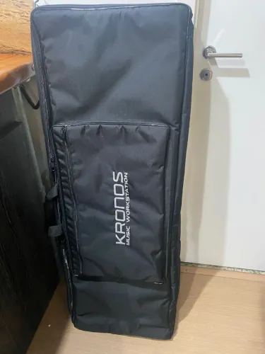 Bag Korg Kronos 2 73 e teclados compatíveis 
