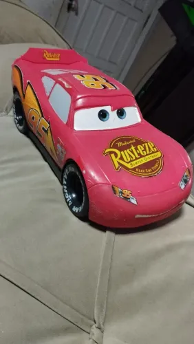 Carro Relâmpago McQueen da Disney R$:100 Reais 