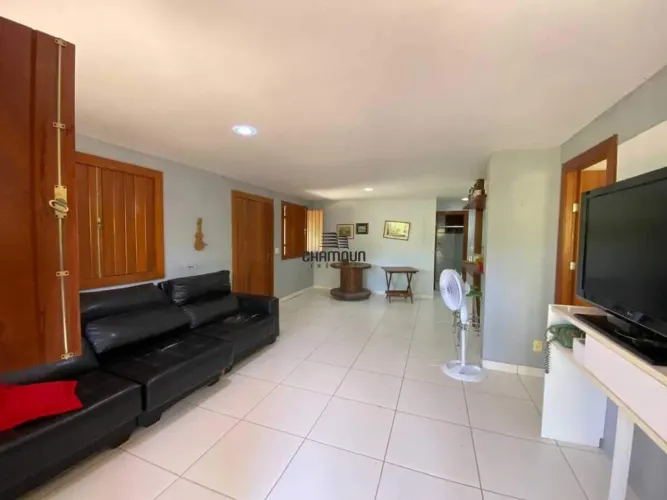 Linda chácara com casa maravilhosa pertinho da praia no village do sol