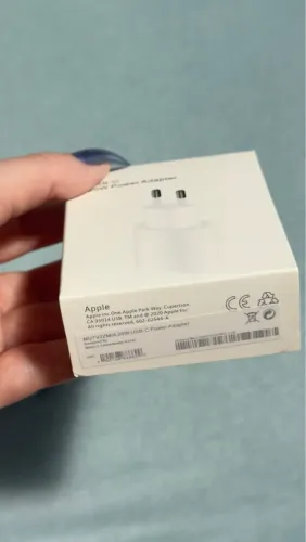 Carregador Apple 20W USB-C 