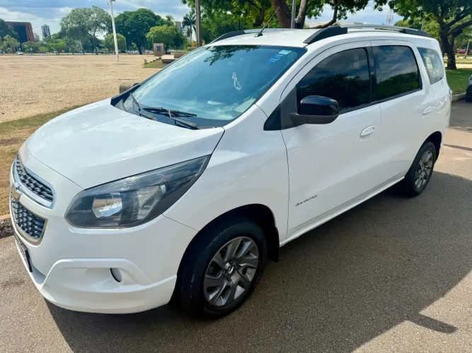 Chevrolet Spin Advantage 1.8 8V Econo.flex 5P Aut. 2017