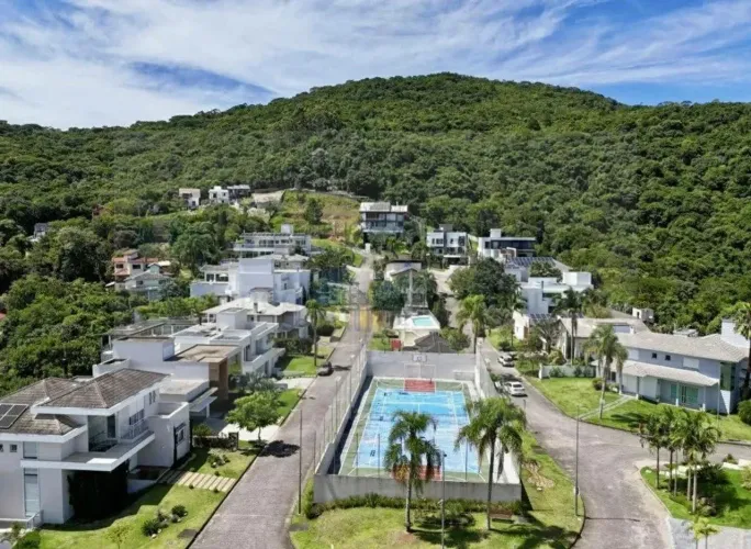 Terreno em condomínio fechado em Florianópolis, no bairro Córrego Grande