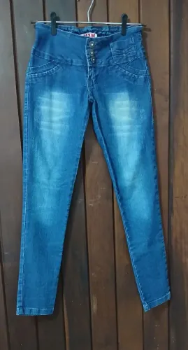 Calça jeans feminina