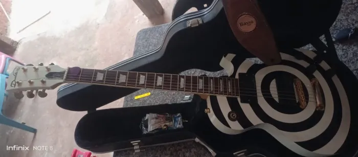 Guitarra LesPaul Dualibi (Luthier)  Aceito troca por Strato ou Superstrato.