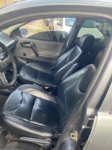 Chevrolet Corsa Sedan Super Milenium 1.0 MPFI 16V 2001