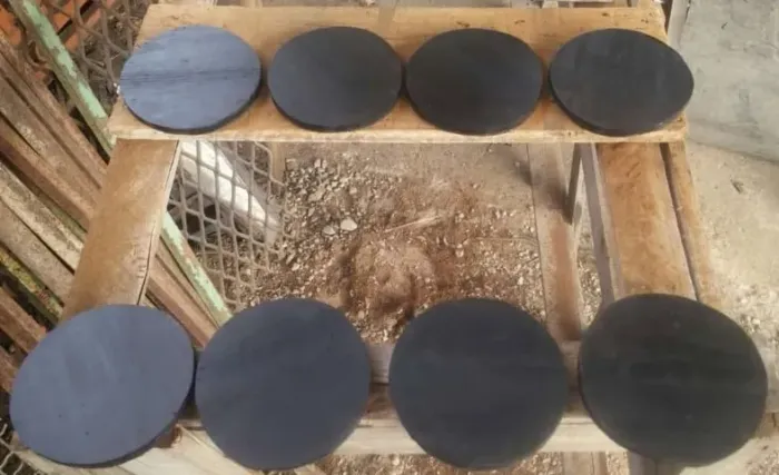 Borracha para pés de mesa