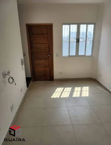 Sobrado em Condomínio Fechado | 2 Suítes | Quintal | 1 Vaga  Vila Moinho Velho / Sacomã