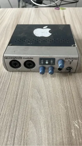 Interface PreSonus FireStudio Mobile 8 canais
