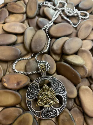 Amuleto Nó celta 