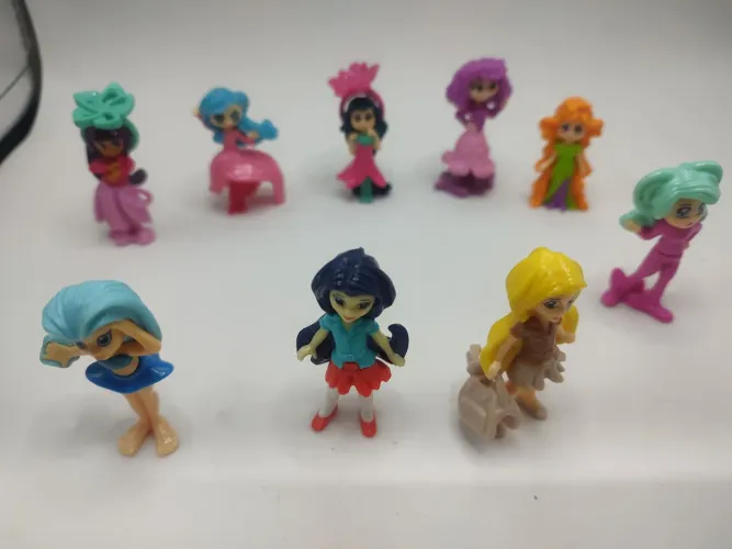 Bonecas Colecionáveis Kinder ovo (usado)