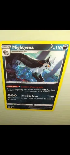 Carta Pokemon Mightyena -  Rara! Original bem conservada 