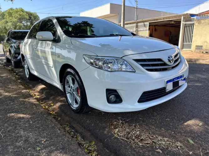 Corolla XEI 2014