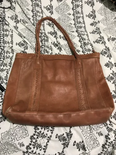 Bolsa de couro grande feminina