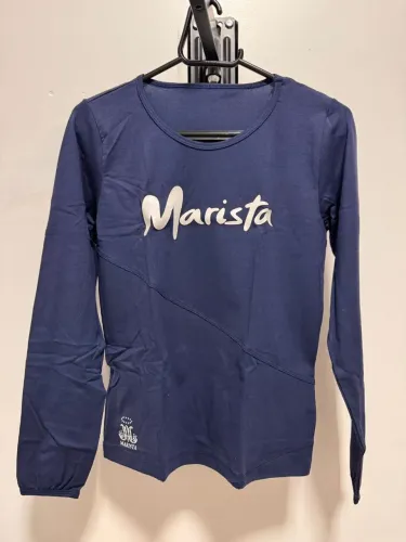 Fardamento Colégio Marista.Novo e original do site Amora confecções. BLUSAS 16 E CALÇAS  M