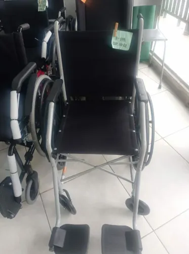Cadeira de Rodas - (locação) (PREÇO SÓ PELO ZAP.  82.99968.2116 )