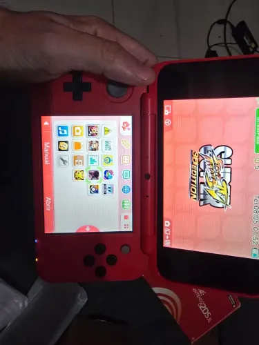 Nintendo 2DS XL Pokeball (pokebola)