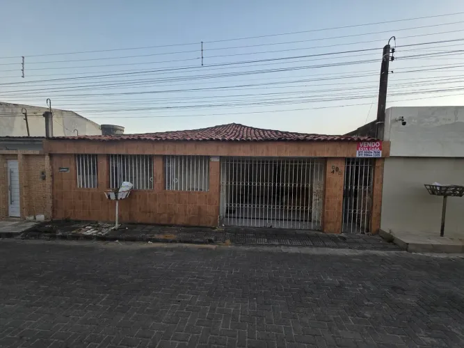 Casa a venda próximo a Duque de Caxias