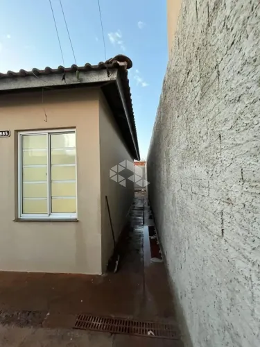 CASA Á VENDA 2 DORMITORIOS- 2 VAGAS- JARDIM CRISTO REDENTOR