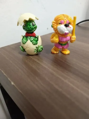 2 Mini Bonequinhos Coleção Kinder Ovo
