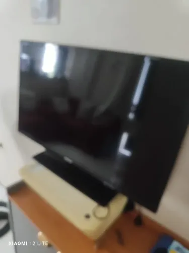 Tv para retirada de peças 