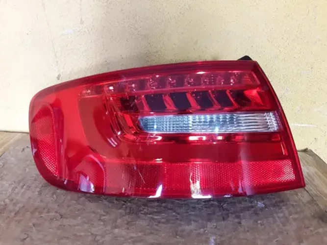 Lanterna Traseira Audi A4 2015 2016 17100407