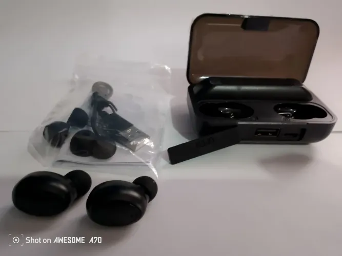 Fone de Ouvido Bluetooth com Estojo de Carregamento