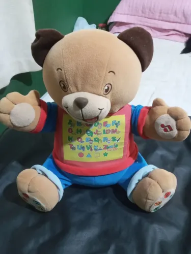 Urso de Pelúcia Interativo com Alfabeto med 40 cm