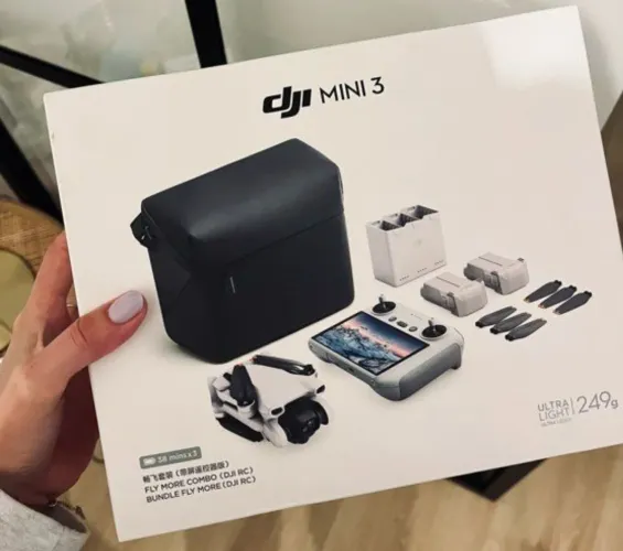 Drone DJI Mini 3 Fly More Combo (DJI RC)