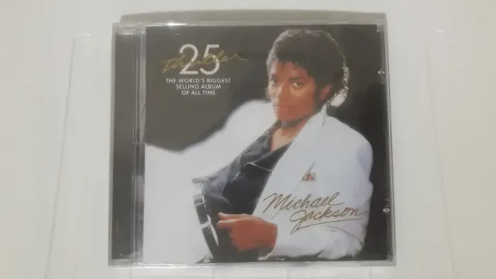 CD original novo lacrado Michael Jackson 25 anos Thriller aniversário. 