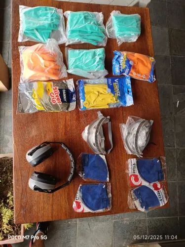 Epi luvas, óculos e abafador