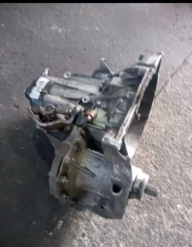 Caixa de marcha Renault Logan Sandero 1.0 a base de troca 3 meses de garantia 
