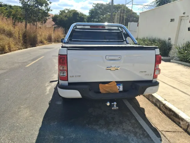 Vende-se S10 cabine dupla diesel