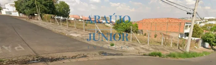 Terreno à venda em Americana-SP, bairro Santa Cruz, com 720m² de área! Garanta já o seu fu